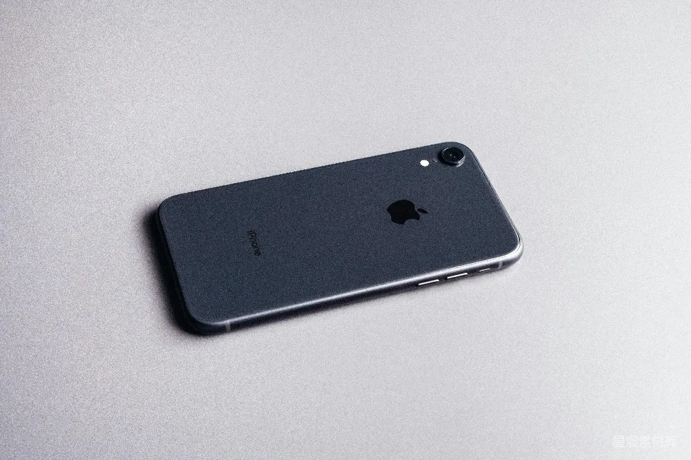 高清摄影 iPhone 简洁 现代 科技 产品 简洁现代的iPhone背面