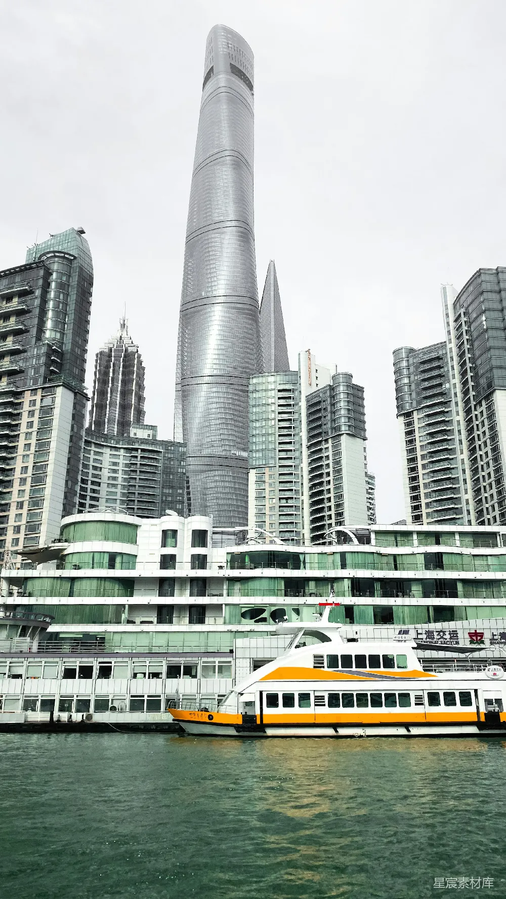 高清摄影 上海 摩天轮 渡轮 都市景观 现代建筑 上海陆家嘴摩天轮与渡轮
