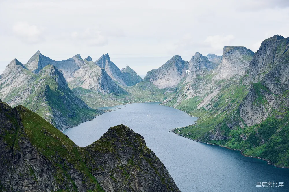 高清摄影 峡湾 山脉 自然风光 旅游景点 挪威 挪威峡湾山脉全景
