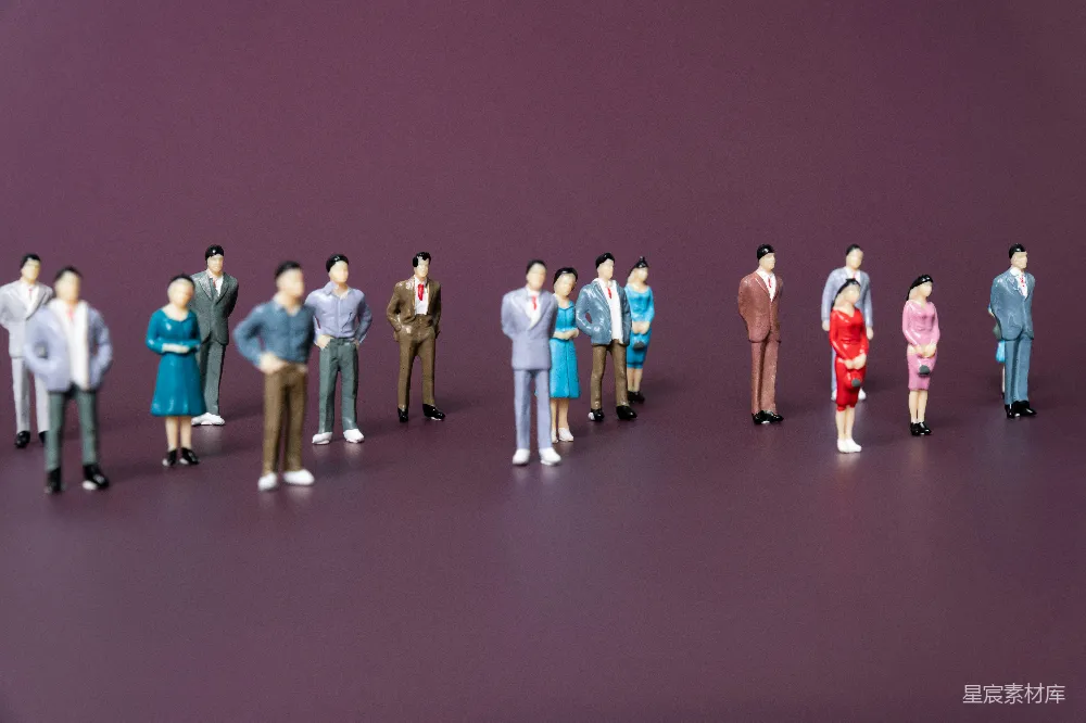高清摄影 微型人偶 团队 社交 人形模型 办公 微型人偶站队