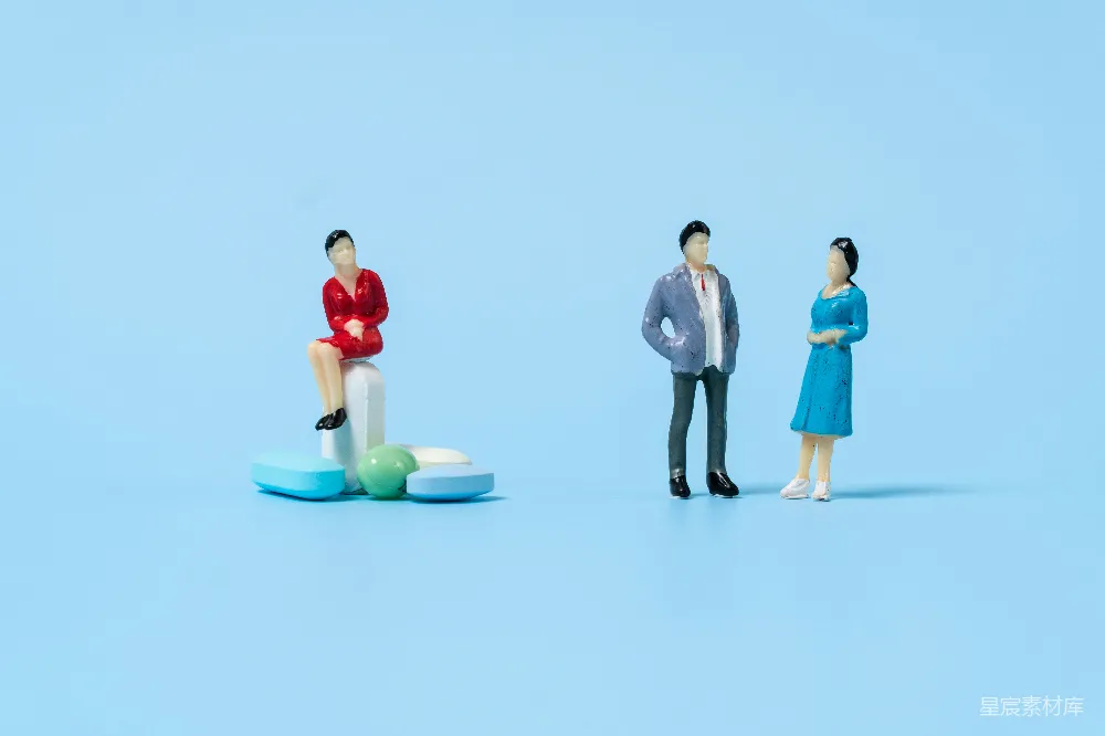 高清摄影 人偶 药物 关系 医疗 家庭 药物与人际关系的微妙平衡