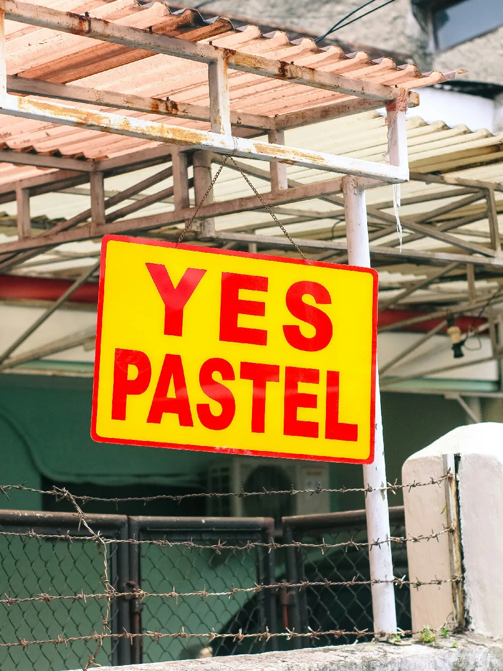 高清摄影 标志牌 黄色 红色 复古 店铺 YES PASTEL的黄色标志牌