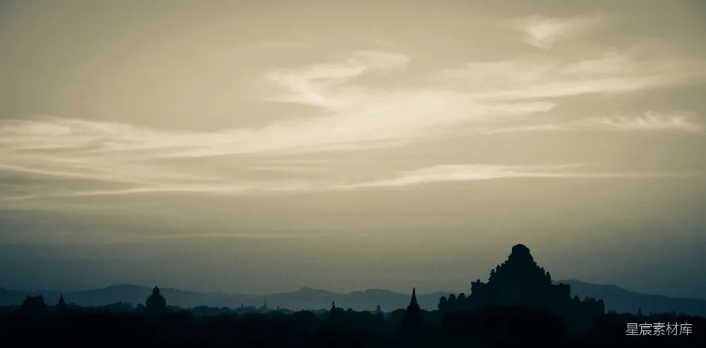 高清摄影 夕阳 古庙 剪影 宁静 风景 夕阳下的古庙剪影