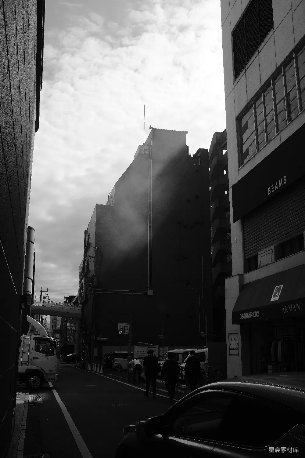 高清摄影 黑白摄影 城市景观 街道 光影效果 都市生活 城市之光