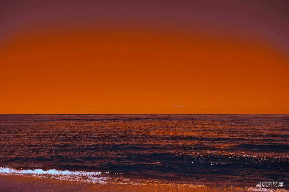 高清摄影 日落 海洋 宁静 自然美景 橙色 夕阳下的平静海面