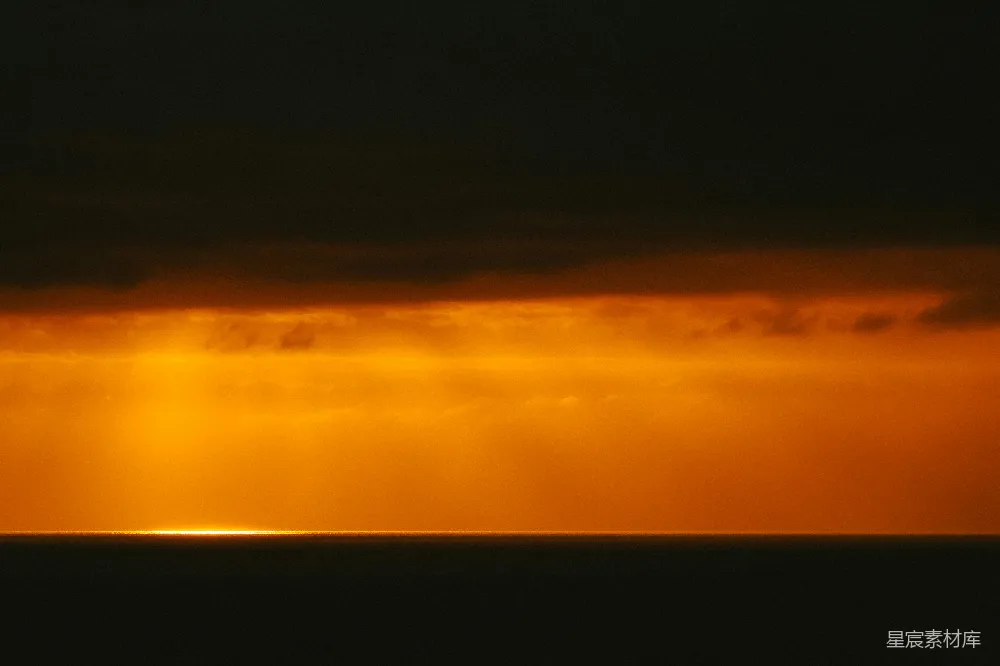 高清摄影 夕阳 海平线 宁静 自然 风景 夕阳下的海平线