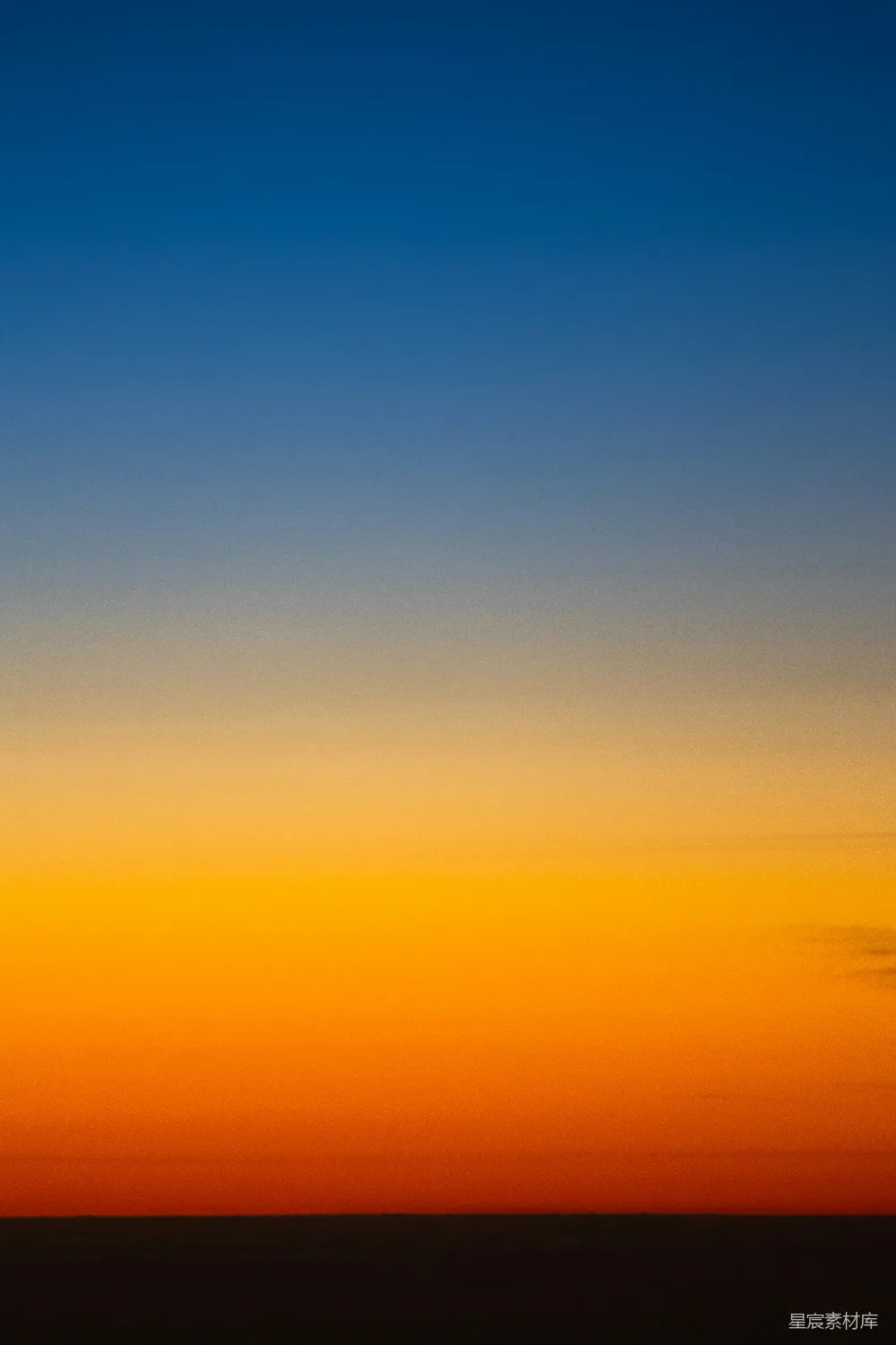 高清摄影 天空 日落 渐变 自然 宁静 日落渐变天空