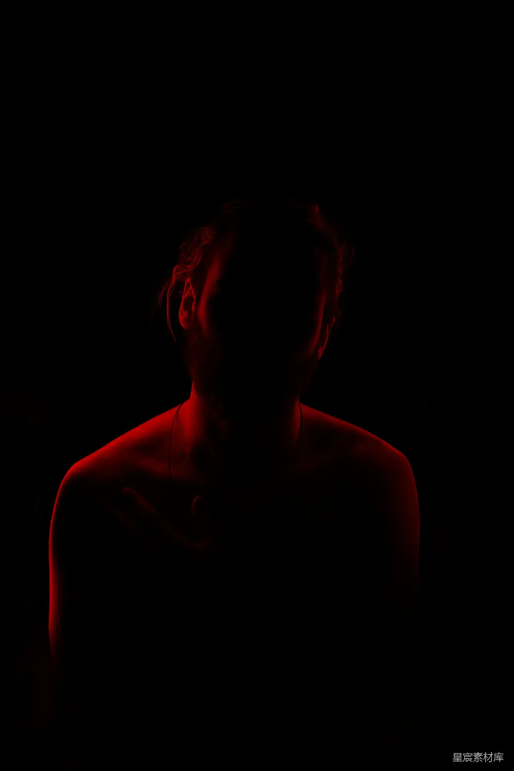 高清摄影 黑暗 红色 人像 艺术 情绪 黑暗中的红色轮廓
