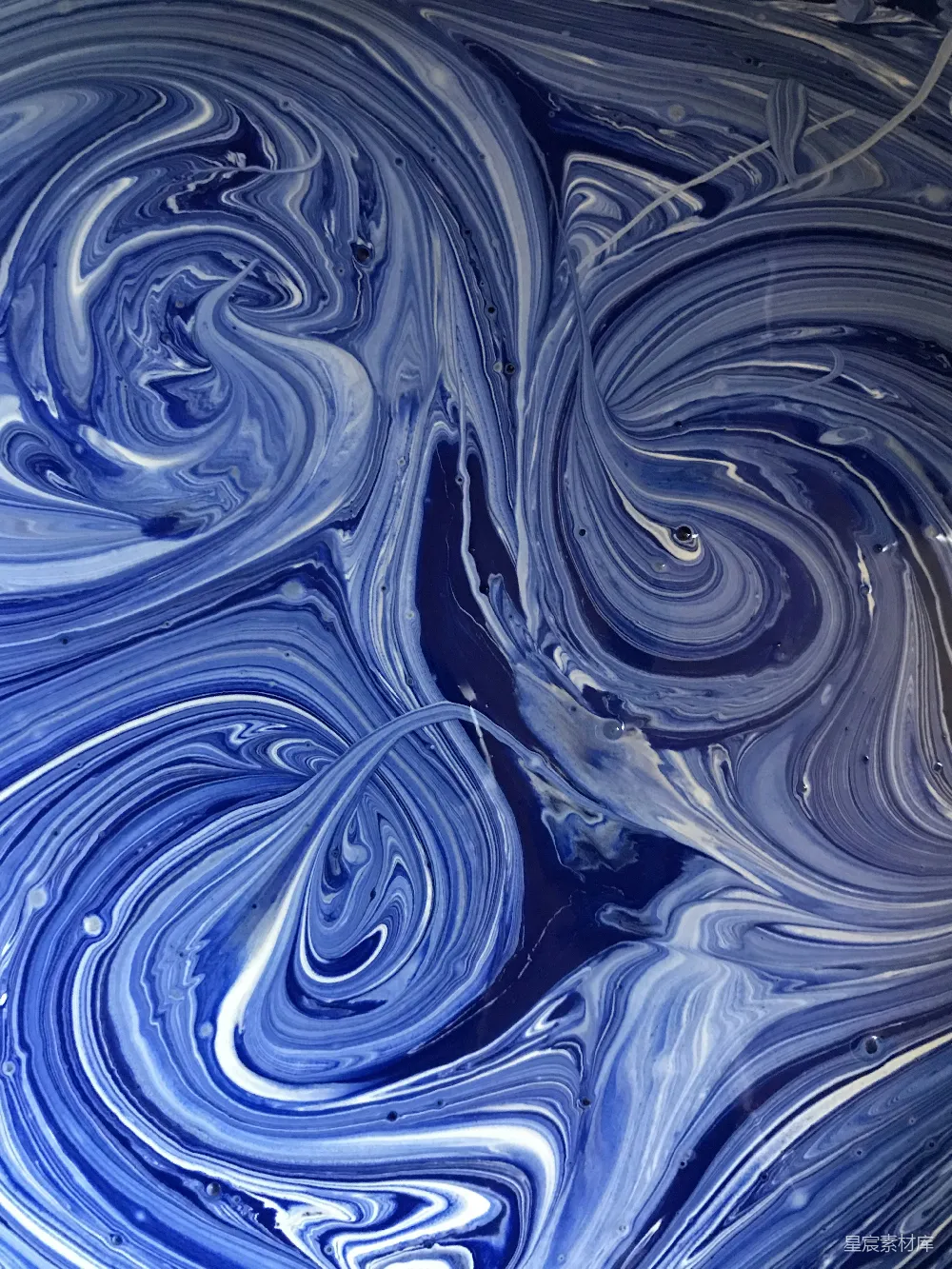 高清摄影 抽象艺术 蓝色 漩涡 艺术 背景 蓝色漩涡抽象画
