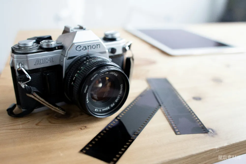 高清摄影 复古相机 摄影 胶卷 经典 便携 复古摄影：Canon AE-1与胶卷