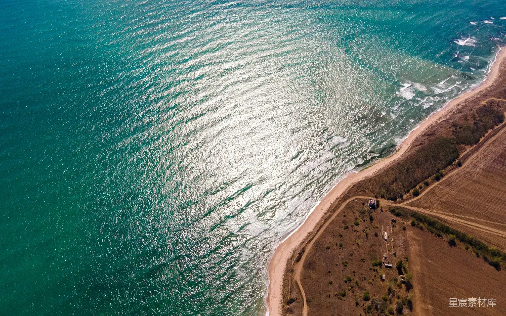 高清摄影 海岸线 航拍 宁静 自然美景 海滩 海岸线上的宁静时光