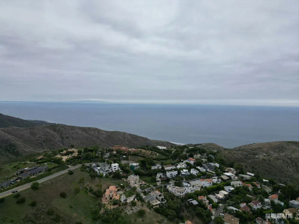 高清摄影 海岸 小镇 风景 航拍 住宅 海岸边的小镇