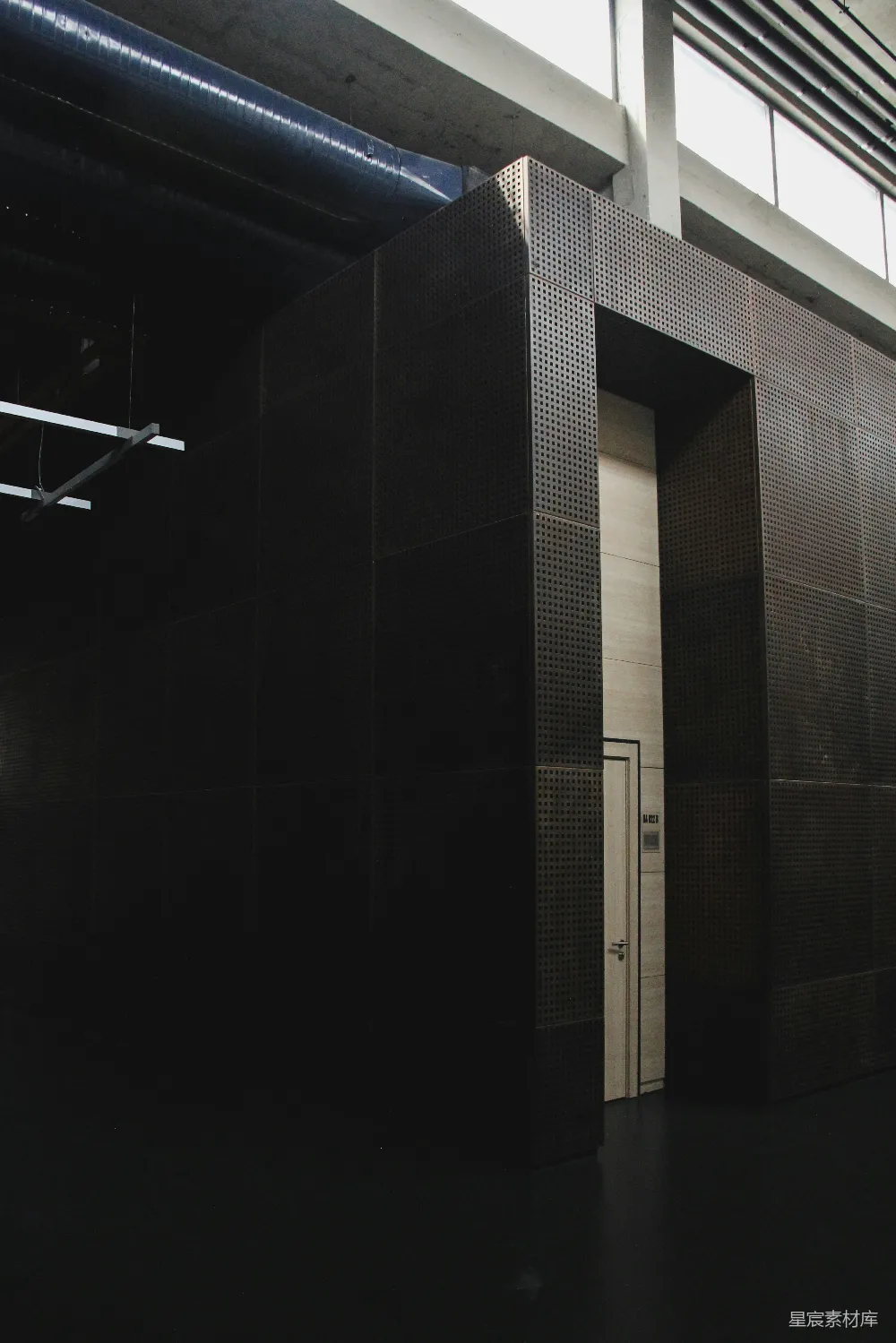 高清摄影 建筑 工业风格 室内设计 现代感 暗色调 现代工业风格的建筑内部