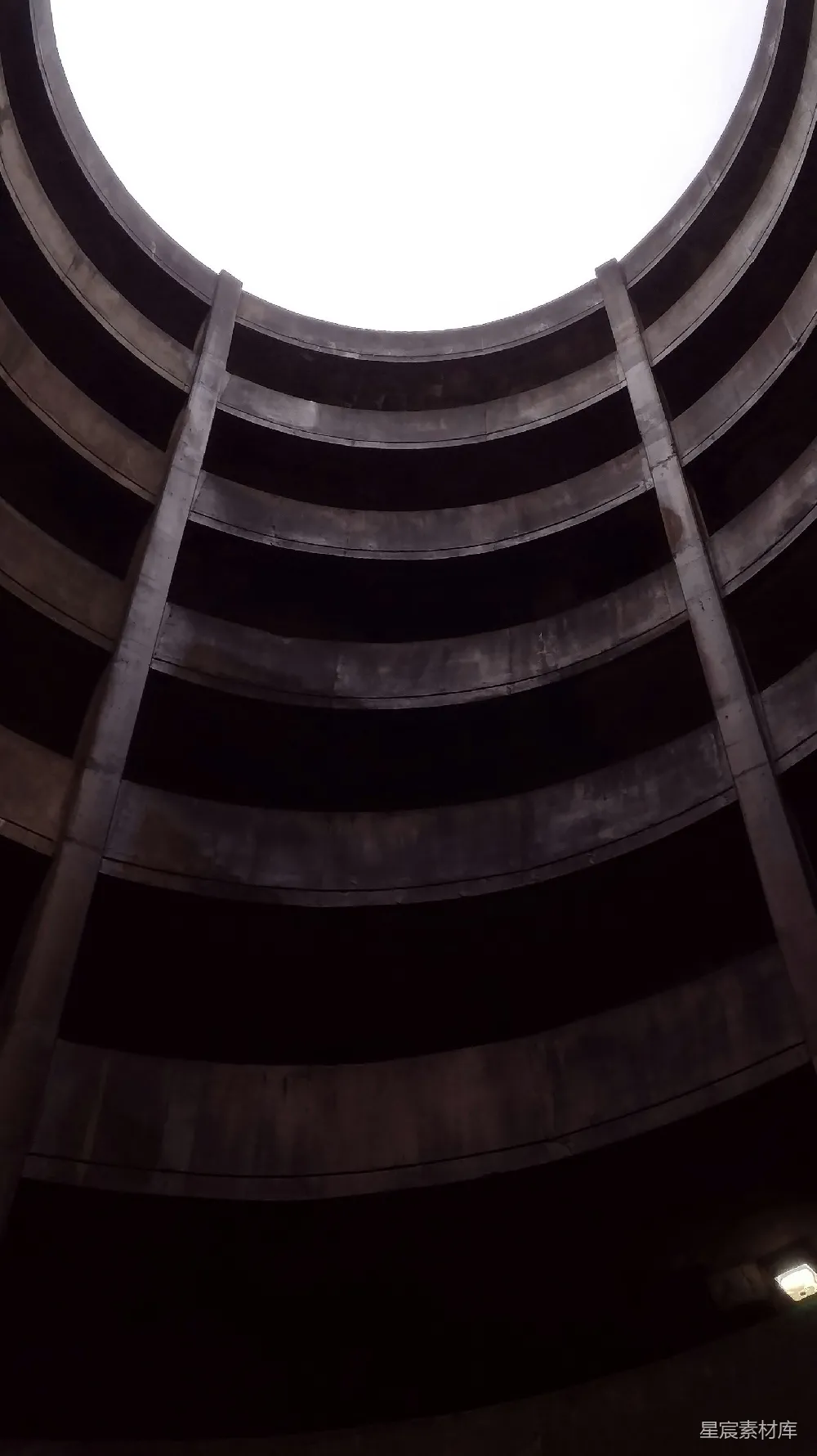 高清摄影 建筑 抽象 现代 几何 艺术 螺旋上升的建筑元素