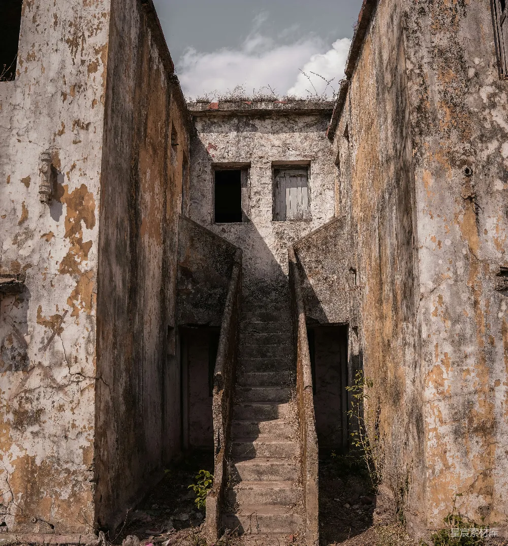 高清摄影 废弃建筑 楼梯 阴郁 历史遗迹 废墟 废弃建筑的楼梯