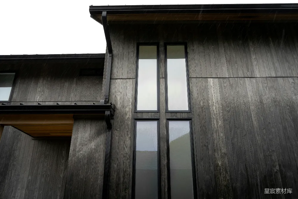 高清摄影 建筑 雨景 木质 现代 建筑美学 雨中的木质建筑