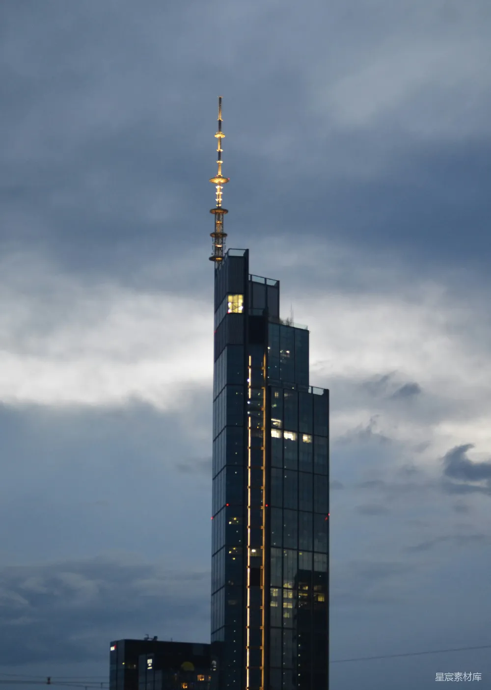 高清摄影 城市 建筑 夜景 城市天际线 摩天大楼 现代摩天大楼夜景