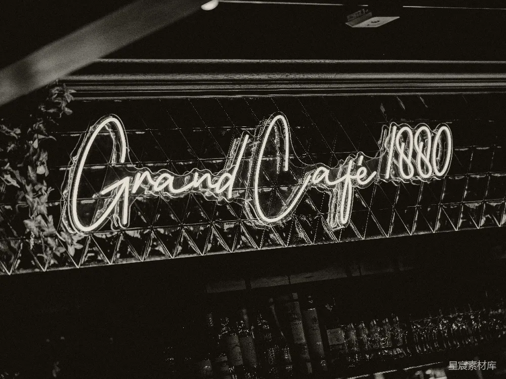 高清摄影 酒吧 复古 霓虹灯 招牌 夜景 Grand Café 1880霓虹灯招牌