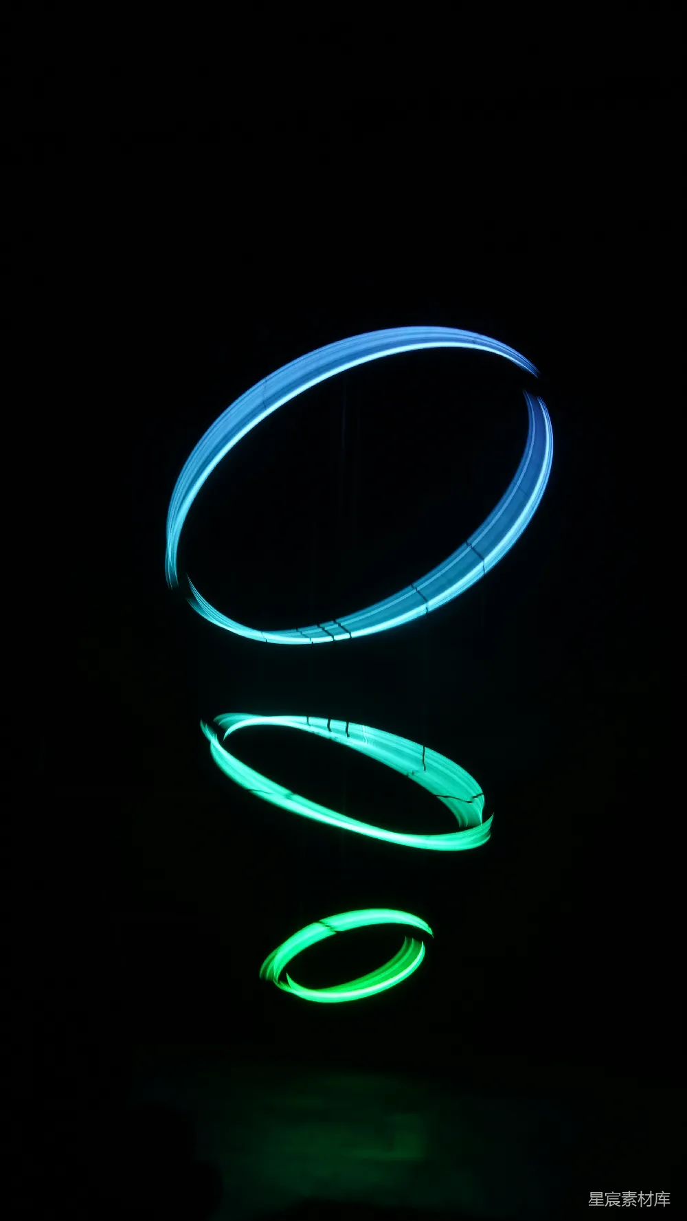 高清摄影 光绘 艺术 夜晚 色彩 轨迹 光绘艺术：夜晚的色彩轨迹