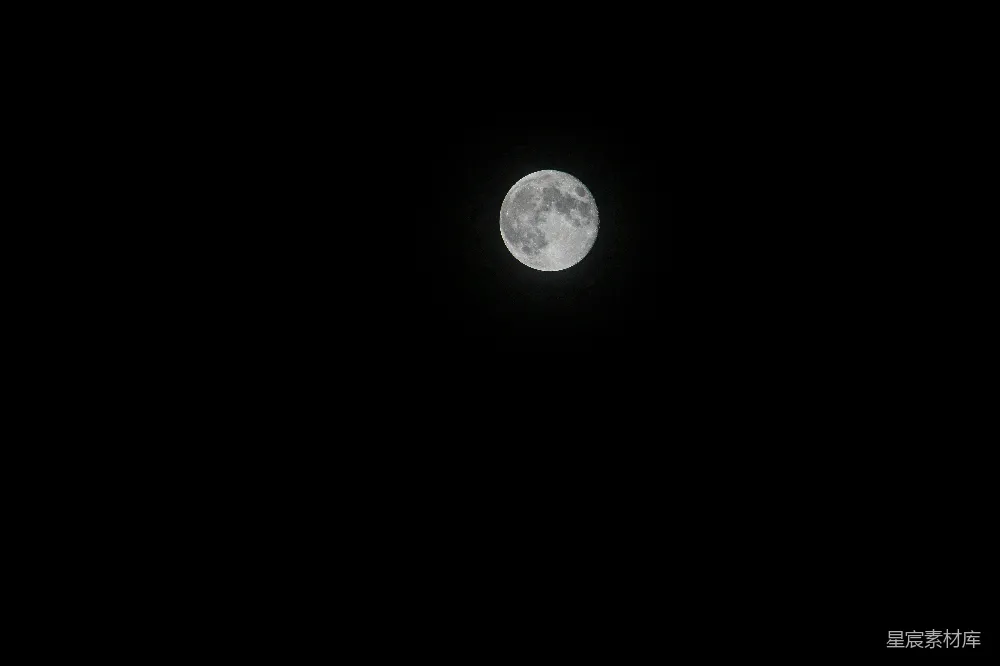 高清摄影 月亮 夜景 自然 宁静 浪漫 夜空中的满月