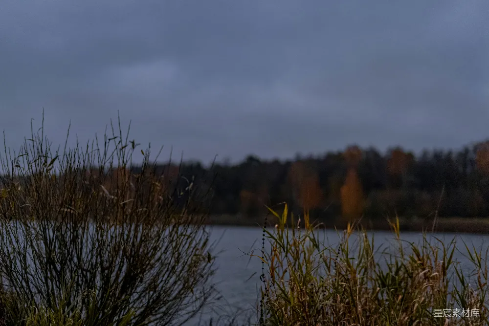 高清摄影 自然风光 黄昏 湖景 宁静 秋景 黄昏的湖畔