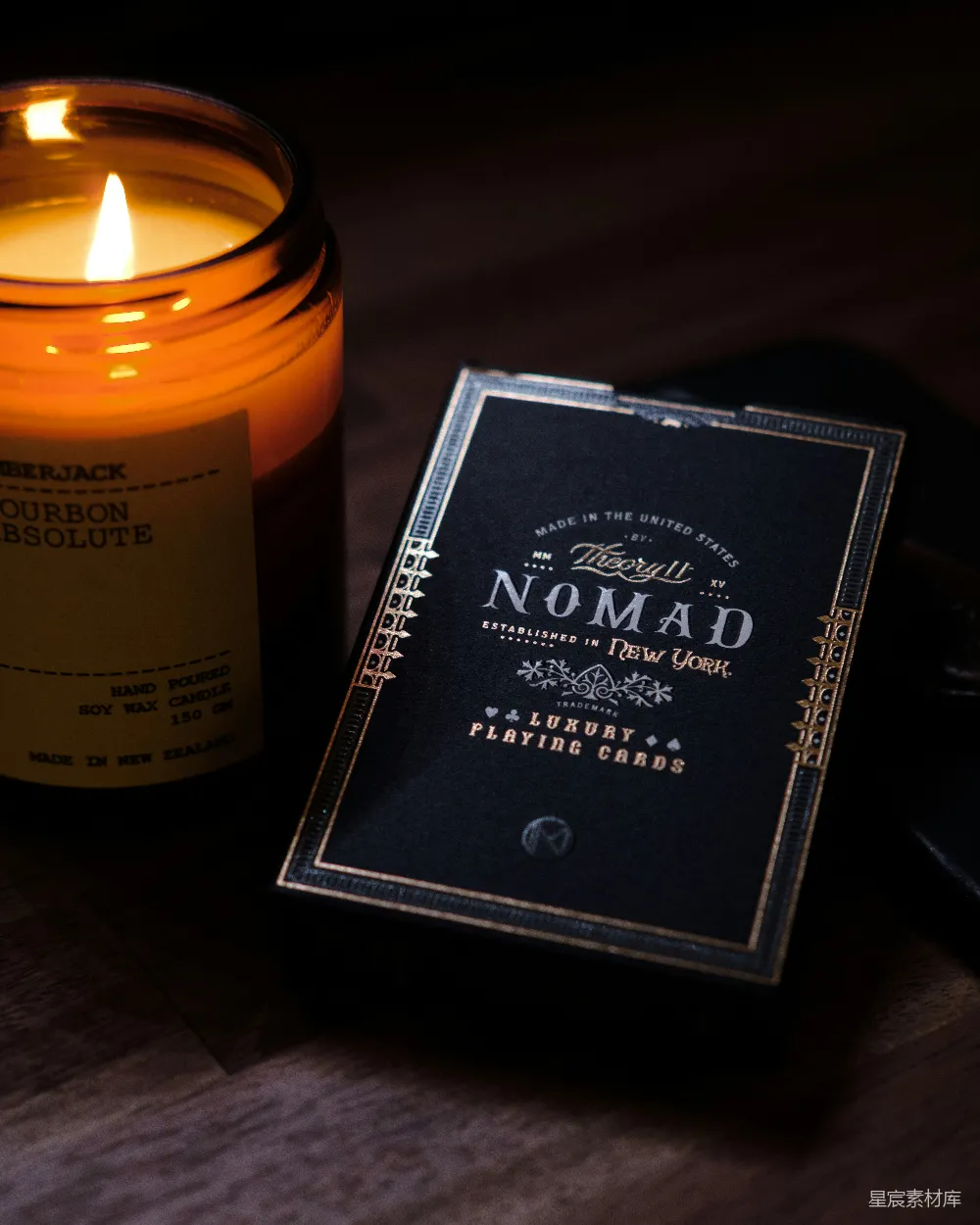 高清摄影 蜡烛 扑克牌 奢华 旅行 夜晚 烛光中的旅行者：NOMAD奢华扑克牌