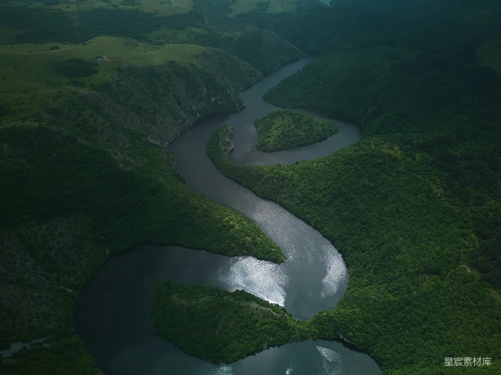高清摄影 河流 自然景观 航拍 风景 生态 蜿蜒河流的自然美景