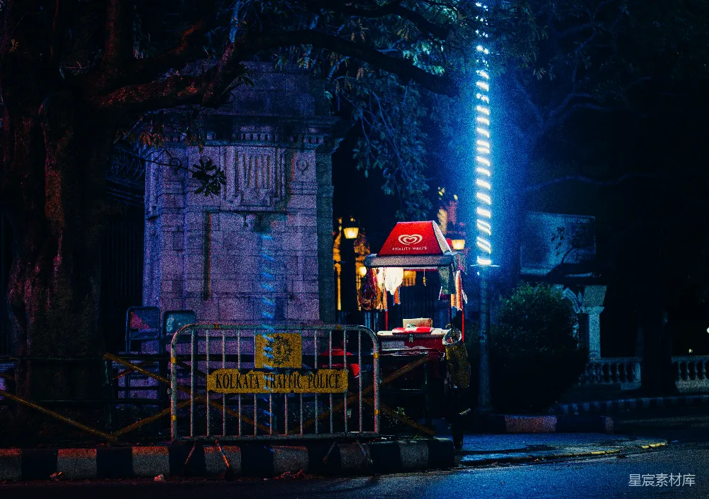 高清摄影 夜晚 街头 小摊 灯光 城市 夜晚的街头小摊