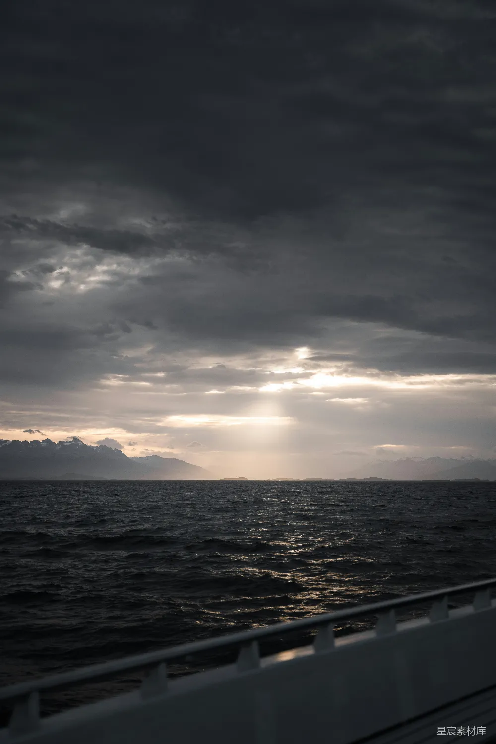 高清摄影 自然风光 日落 海洋 宁静 风景 海上日落