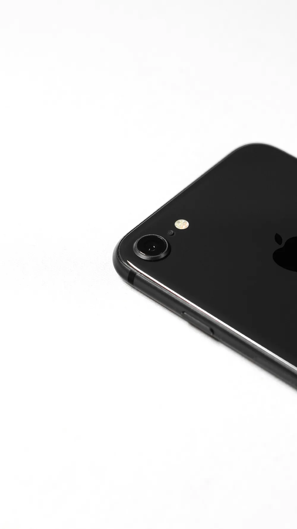 高清摄影 手机 黑色 苹果 摄影 产品 黑色iPhone背面特写