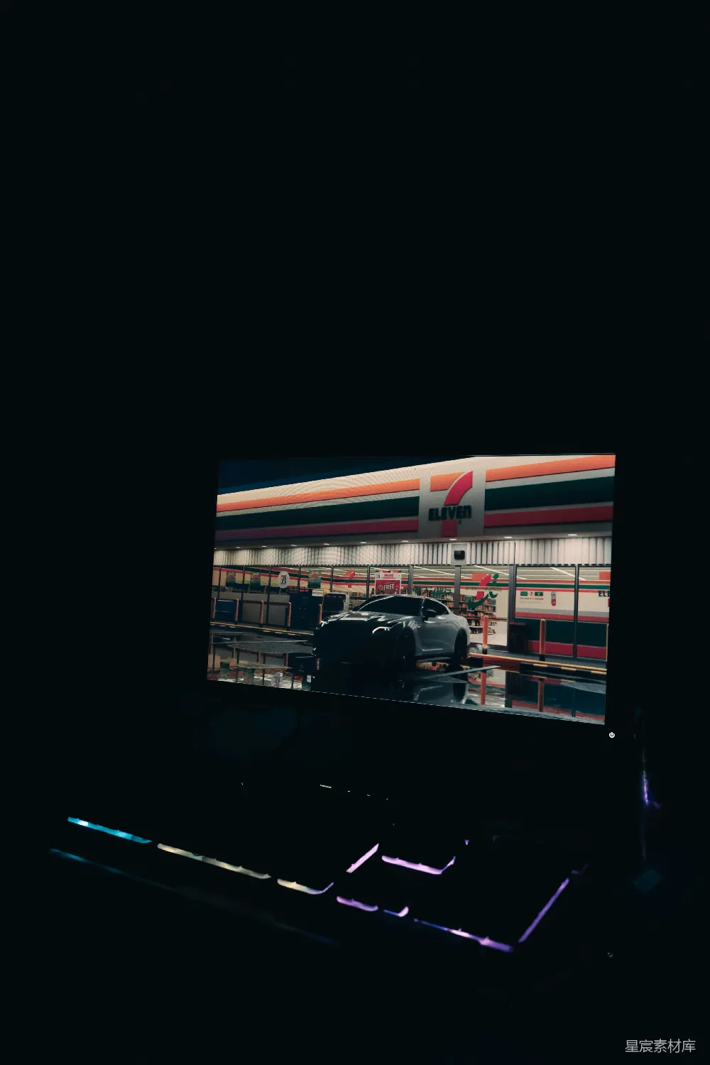 高清摄影 夜晚 都市 便利店 汽车 城市 7-Eleven夜晚的都市场景