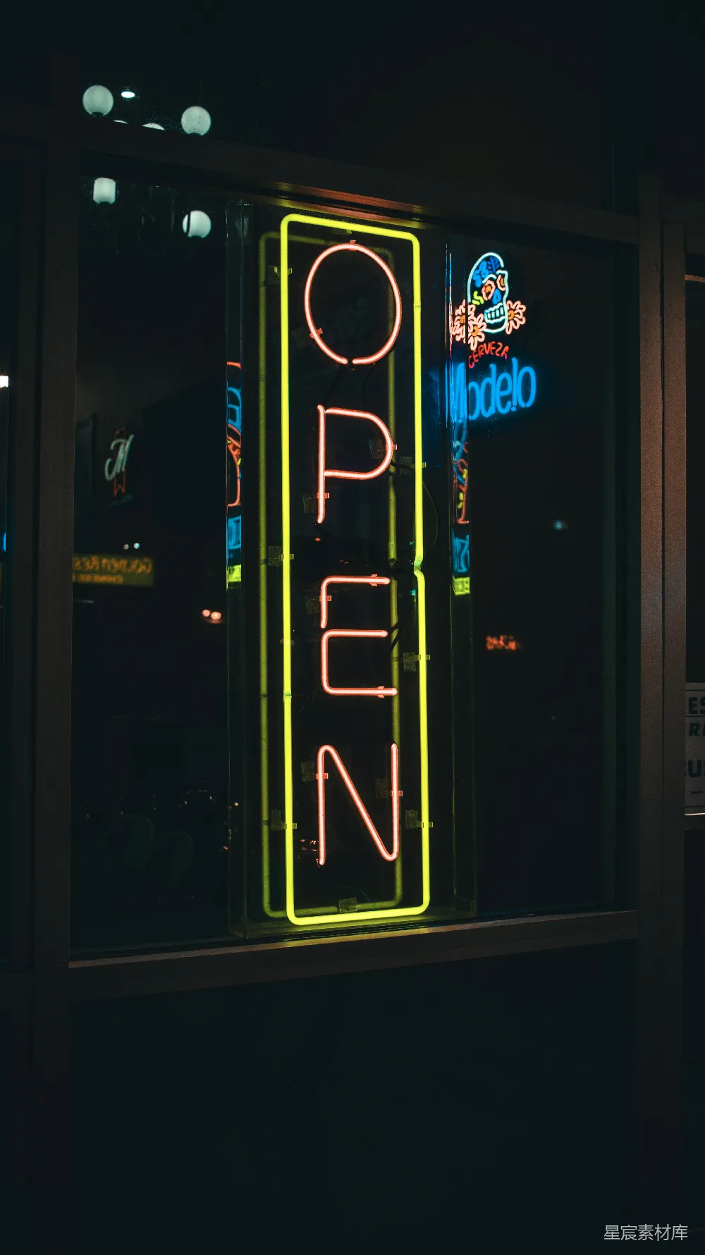 高清摄影 霓虹灯 商店 招牌 夜晚 开放 霓虹灯招牌：OPEN