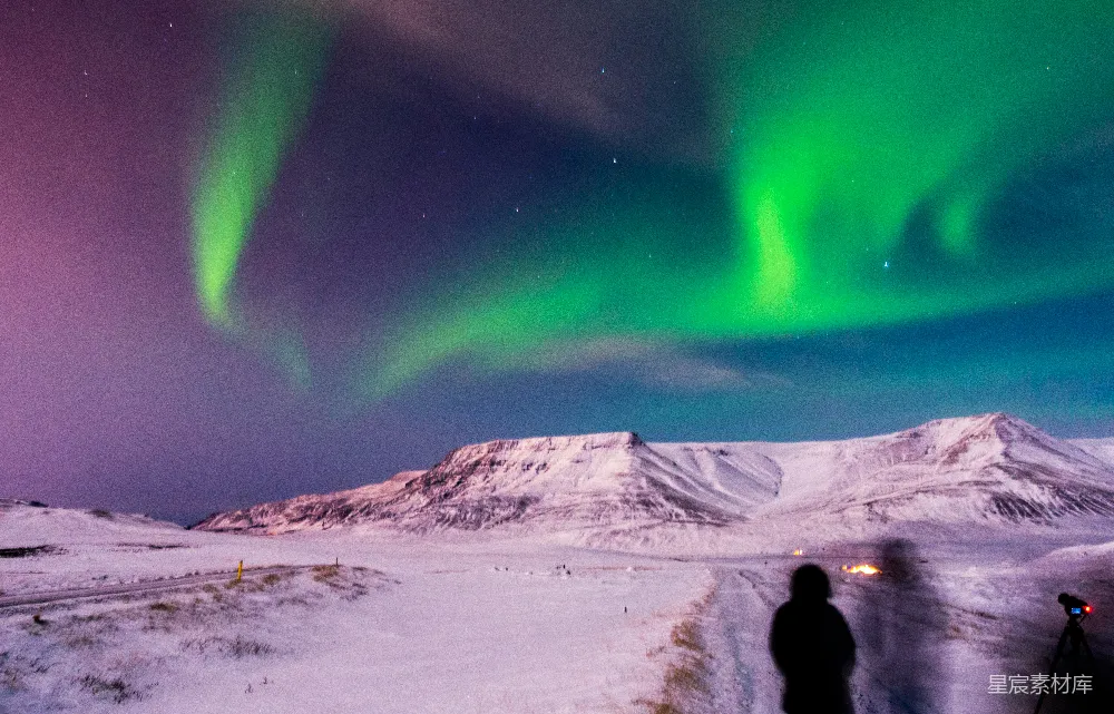 高清摄影 极光 夜景 雪地 自然风光 旅行 极光下的雪地夜景