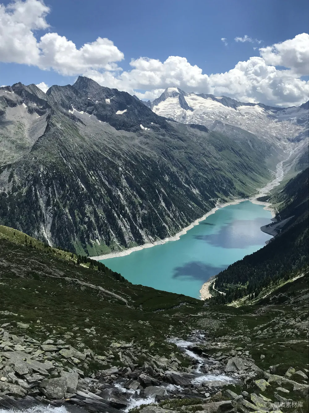 高清摄影 阿尔卑斯山 湖泊 自然风光 户外旅行 摄影 阿尔卑斯山脉的壮丽湖泊