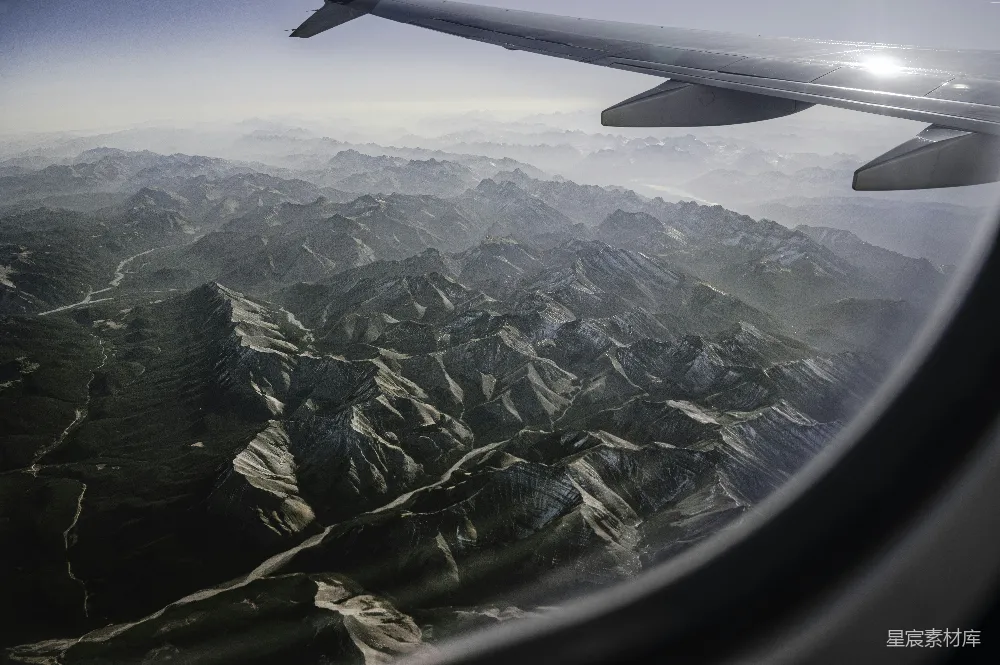 高清摄影 山脉 航拍 自然风光 旅行 户外 飞机上的山脉俯瞰