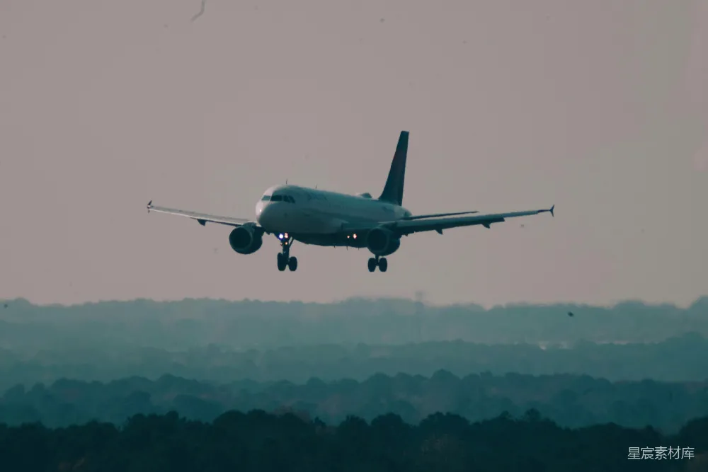 高清摄影 飞机 航空 旅行 自然 日落 飞机降落