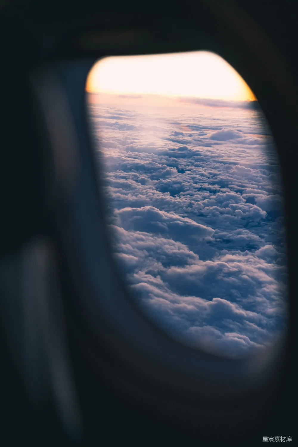 高清摄影 天空 云层 旅行 日出 自然 飞机窗外的云海日出
