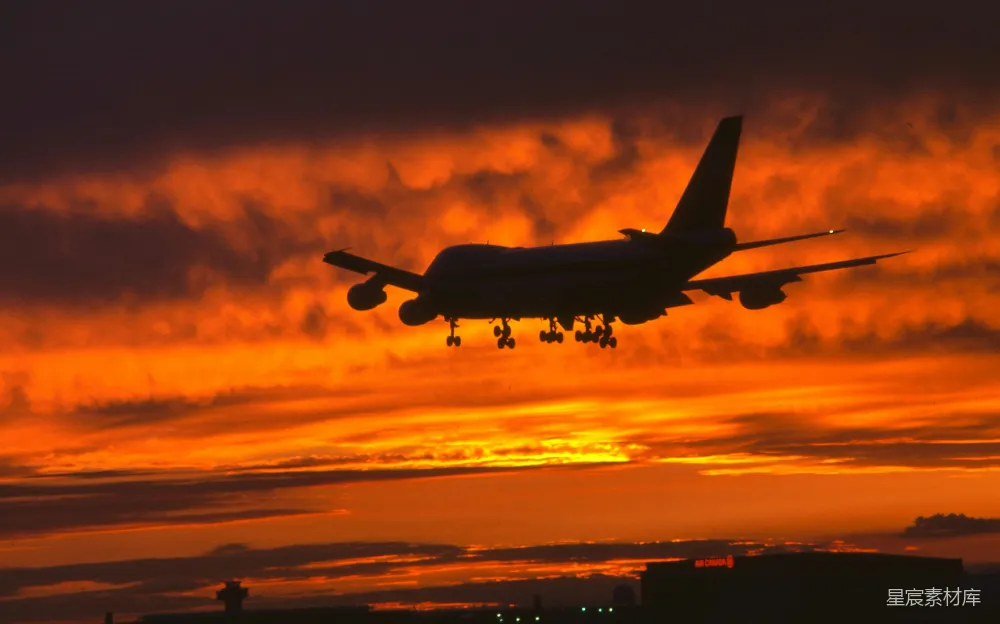 高清摄影 飞机 夕阳 剪影 旅行 自然 飞机在夕阳下的剪影