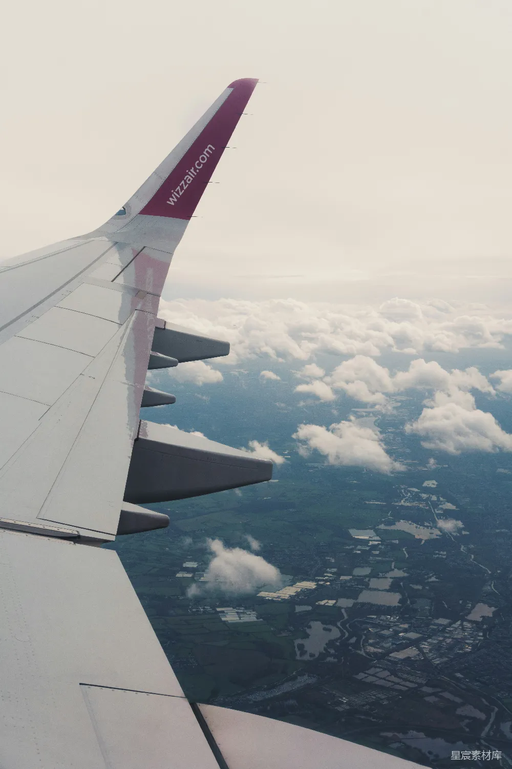 高清摄影 飞机翅膀 空中风景 云层 旅行 自然 空中旅行视角