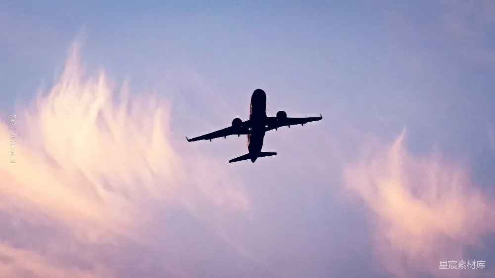 高清摄影 飞机 夕阳 天空 剪影 旅行 夕阳下的飞机剪影