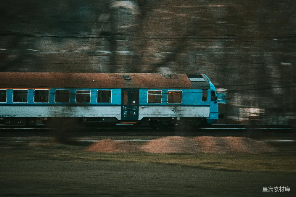 高清摄影 火车 速度 旅行 交通工具 风景 疾驰的火车