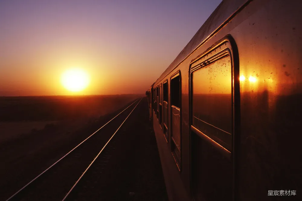 高清摄影 火车 夕阳 旅行 风景 宁静 夕阳下的火车