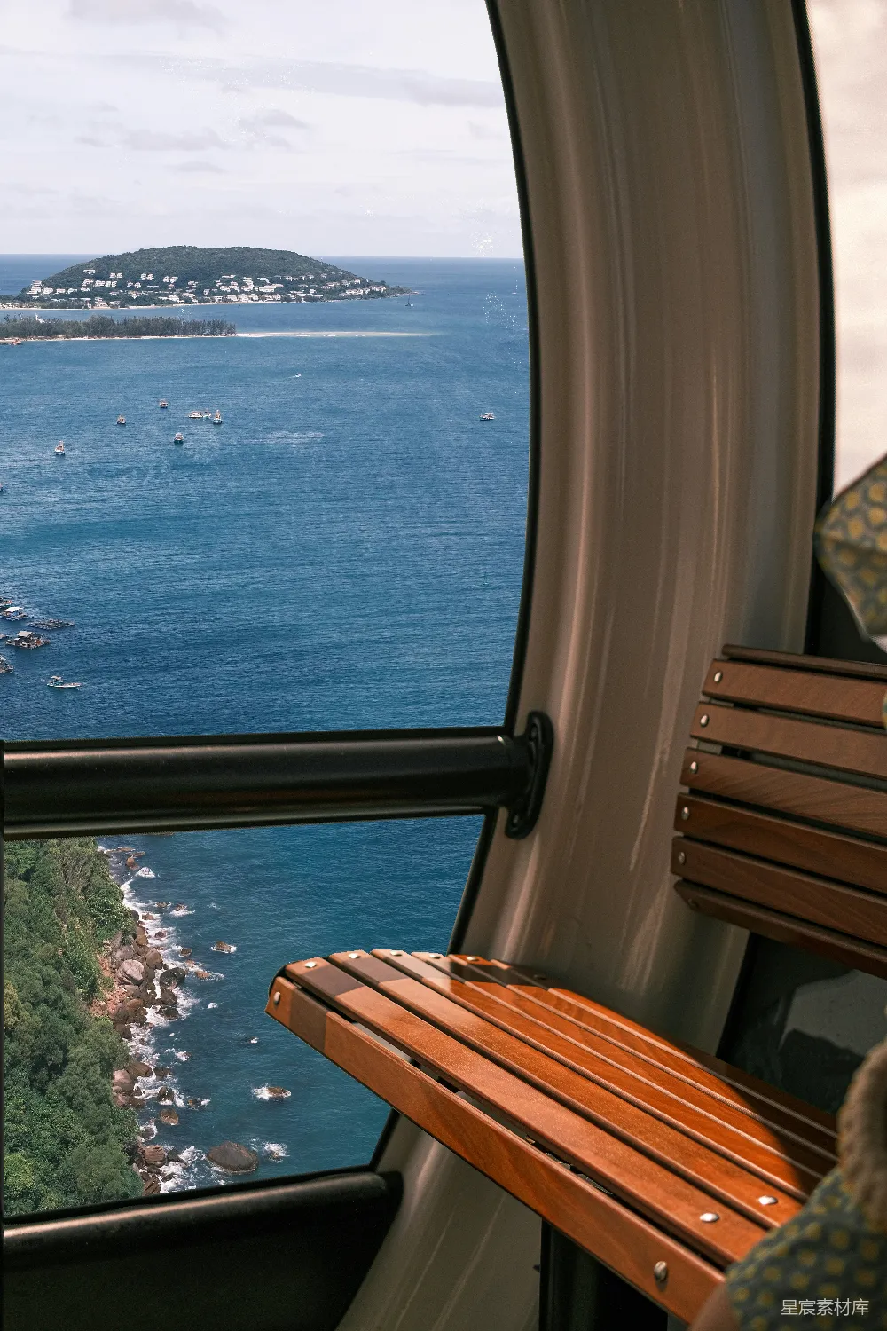 高清摄影 海景 缆车 旅行 自然风光 休闲 从缆车上欣赏的海景