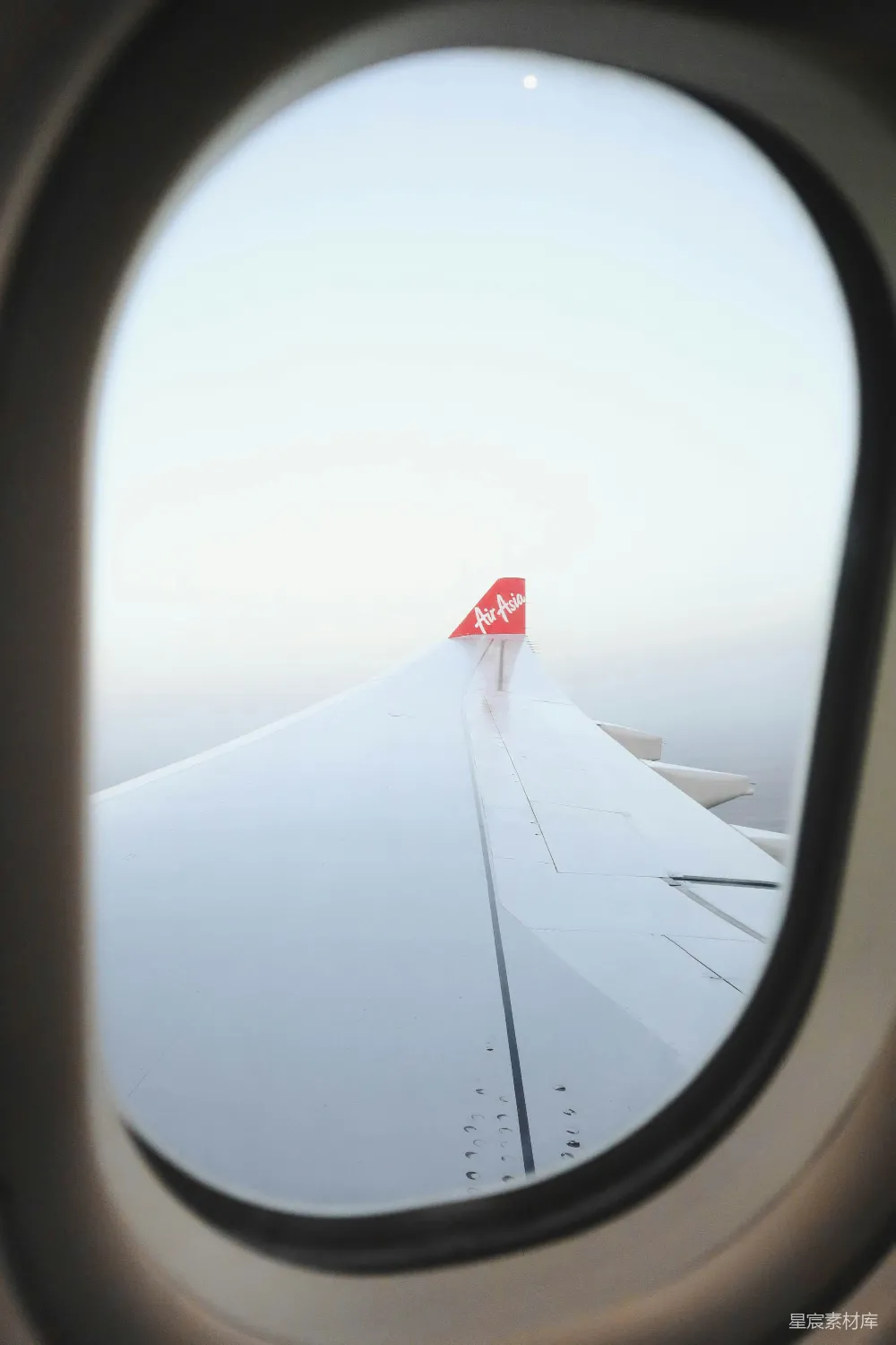 高清摄影 飞机 旅行 天空 翅膀 飞行 飞机窗外的翅膀