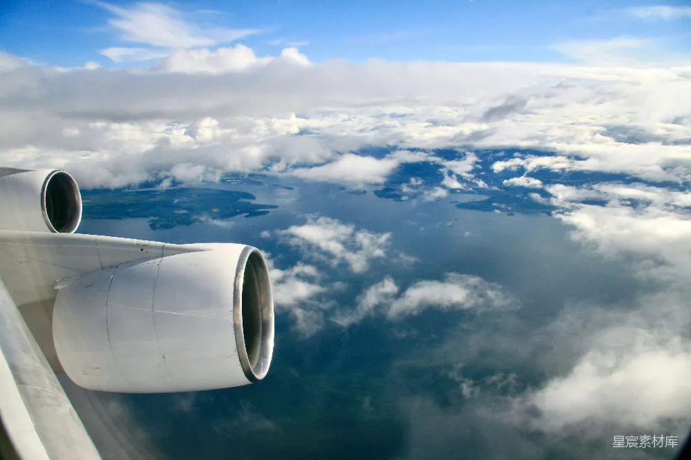 高清摄影 天空 飞行 自然风光 云层 飞行器 空中俯瞰云海与群岛