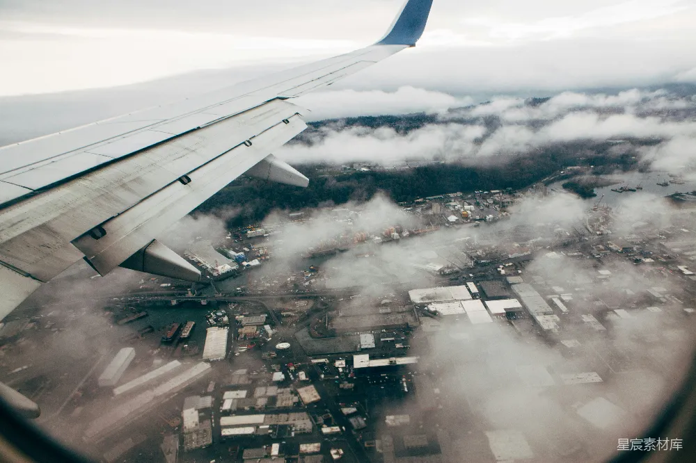 高清摄影 航空 工业区 云雾 城市风景 鸟瞰 空中俯瞰工业区