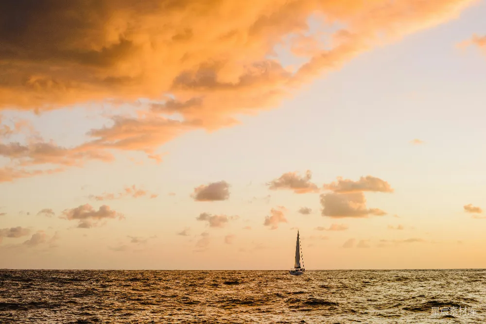 高清摄影 帆船 夕阳 海景 宁静 旅行 夕阳下的帆船