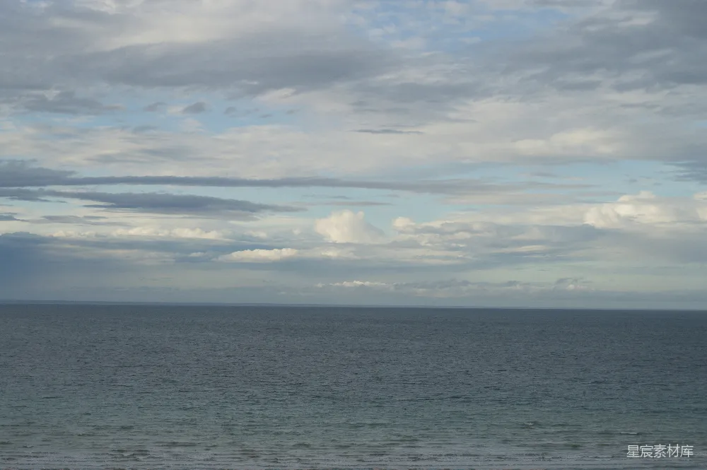 高清摄影 海洋 天空 宁静 自然 风景 宁静的海洋与多云天空