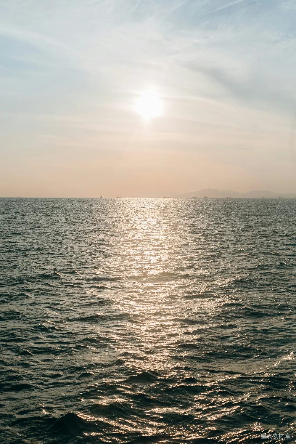 高清摄影 海洋 日落 自然 宁静 风景 海面上的阳光
