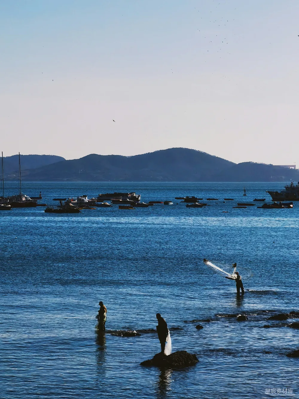 高清摄影 海景 渔民 撒网 宁静 自然 渔民撒网的宁静海景